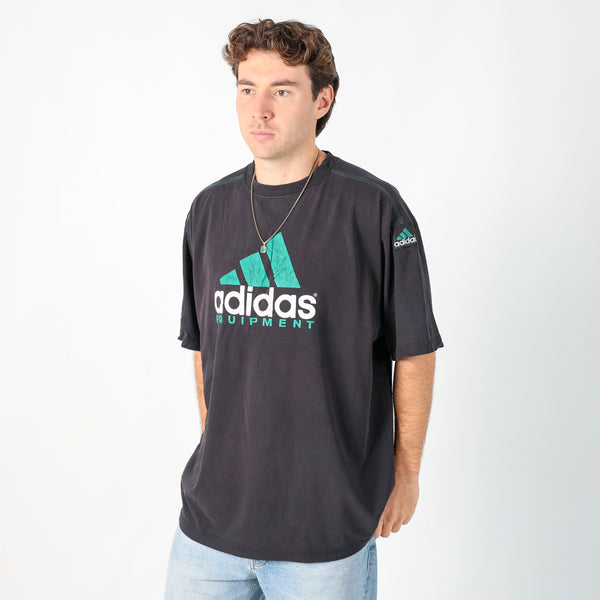 Black y2ks Adidas T-Shirt (XL)